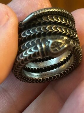 Gucci Silver Snake Wrap Ring with Textured Scales